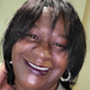 Meet your Posher, Carolyn